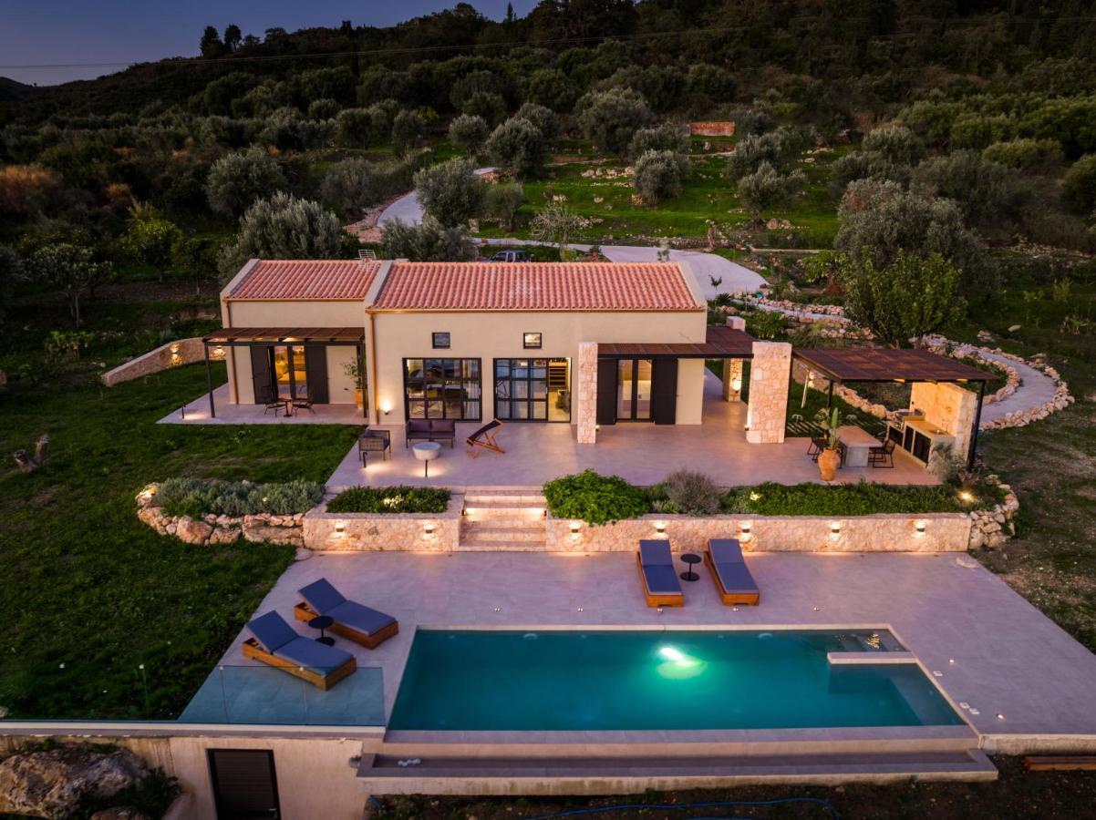 Ktima Agrapidos - Grandpa Villa Poros  Exterior foto